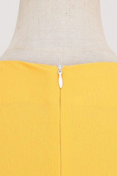 Sárga 50-Es Évek Retro Stílusú Ruha Kulcslyukkal