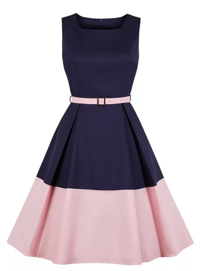 60-As Évekbeli, Rózsaszín Ruha