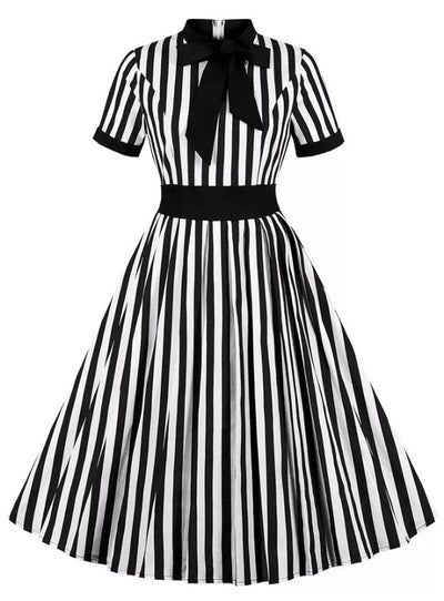 Vintage Trapéz Ruha Masnis Övvel