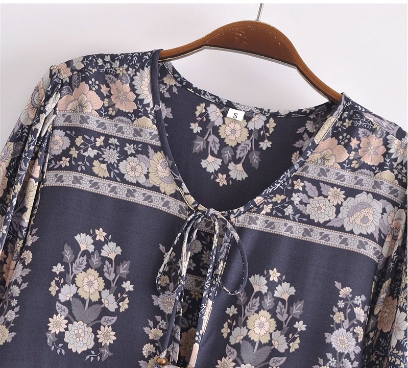 70-Es Évek Egyenes Ruhás Virágai