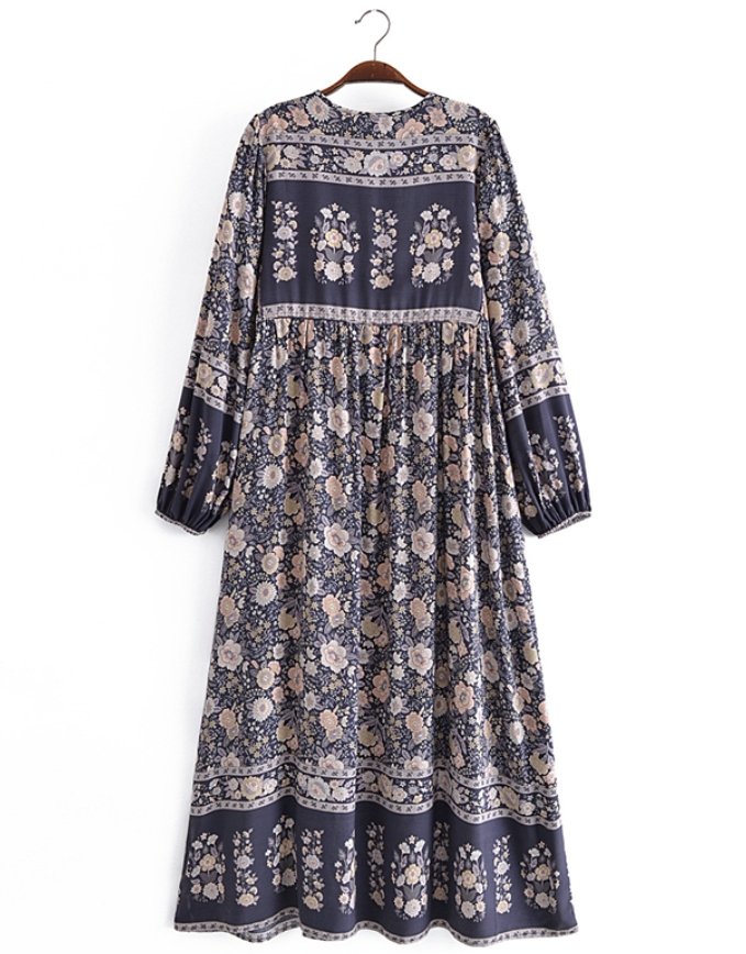 70-Es Évek Egyenes Ruhás Virágai