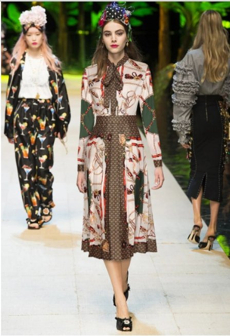 Vintage Rózsaszín Midi Ruha