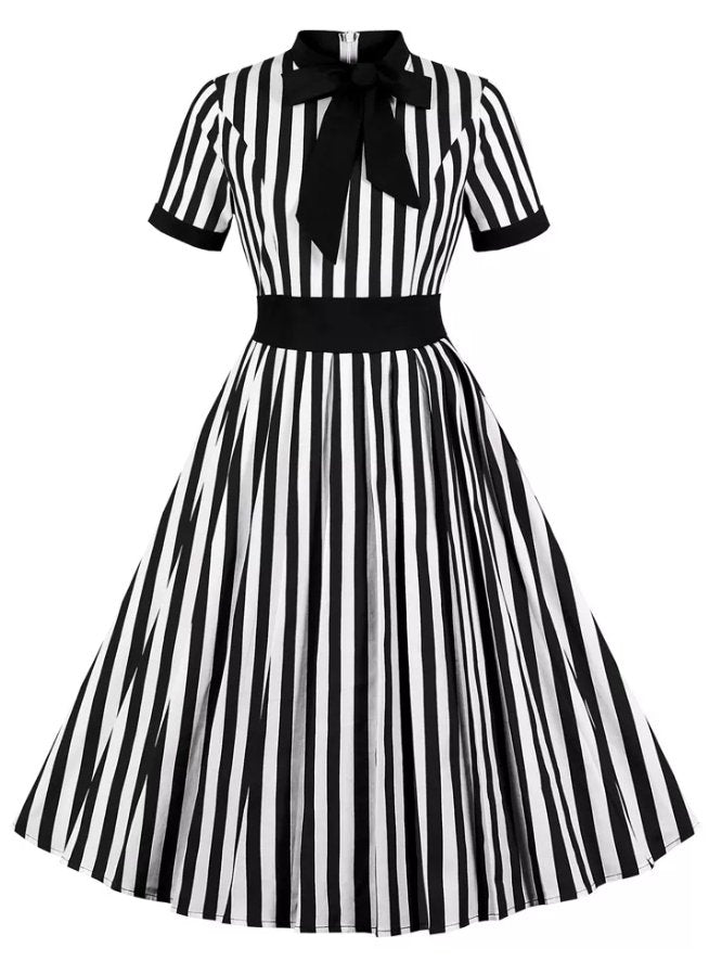 Vintage Trapéz Ruha Masnis Övvel