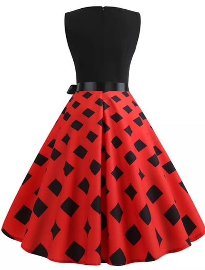 Modern Piros Vintage Ruha