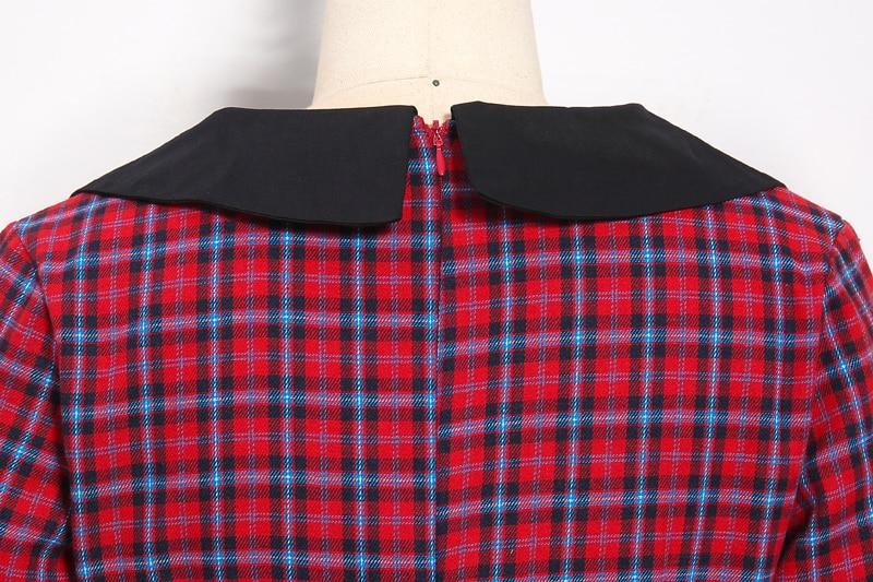 Vintage Piros Téli Ruha