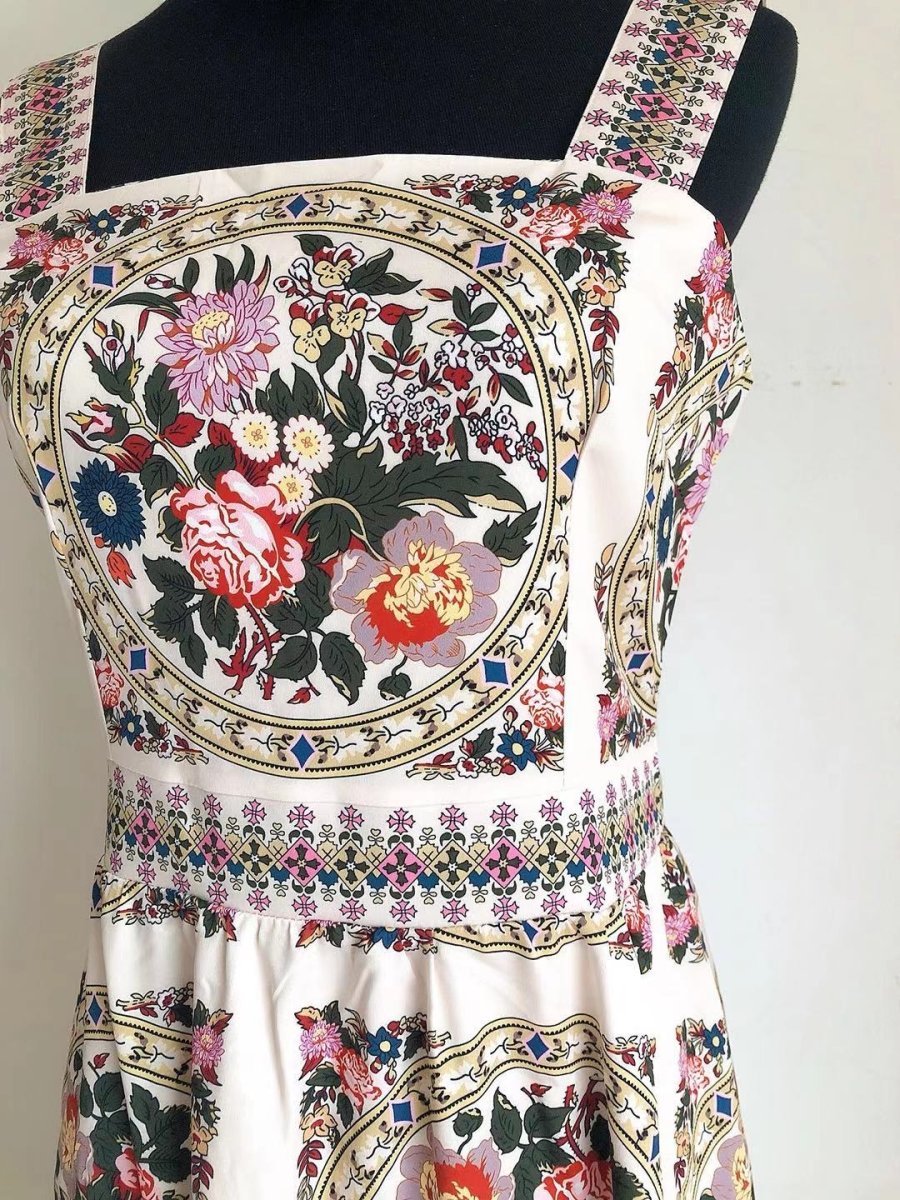 40-Es Évek Ruhája Szürke